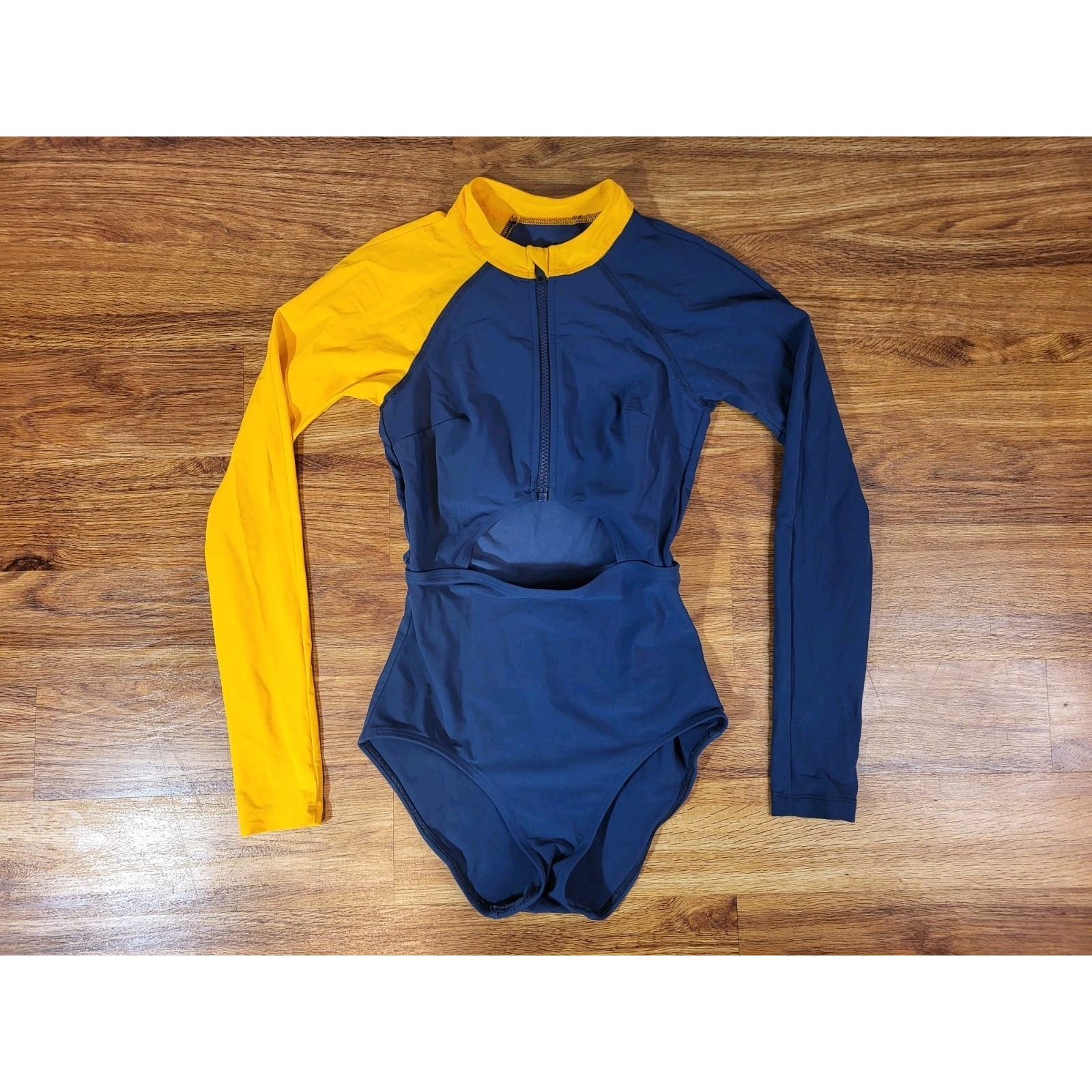 Flagpole Swim Size Xs Navy Blue & Yellow Kelly 1 Piece Bathingsuit